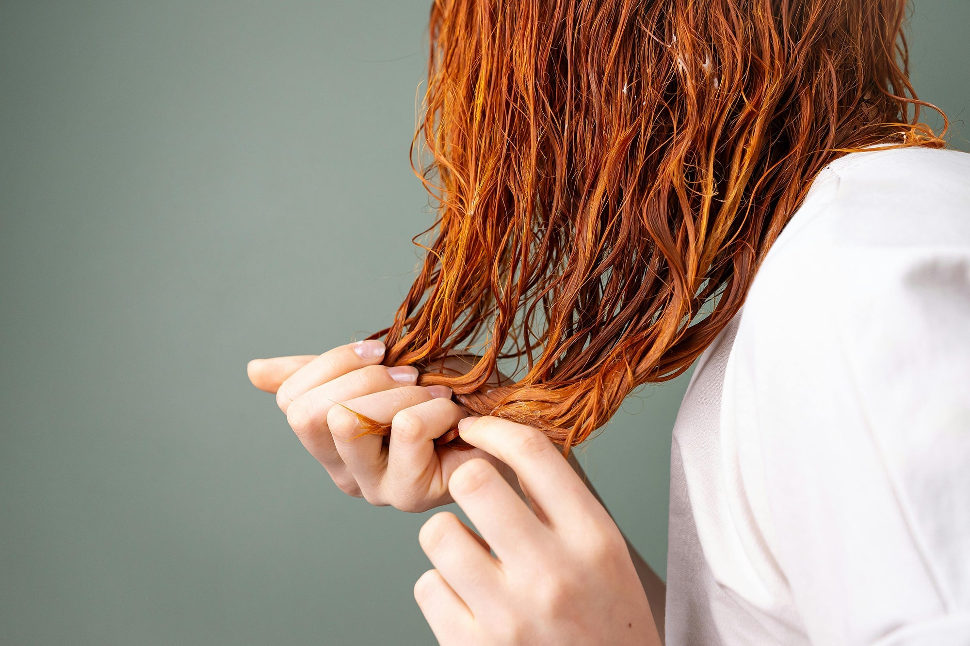 4 Ingredients to Avoid in Your Shampoo If You are Struggling With Hair Loss